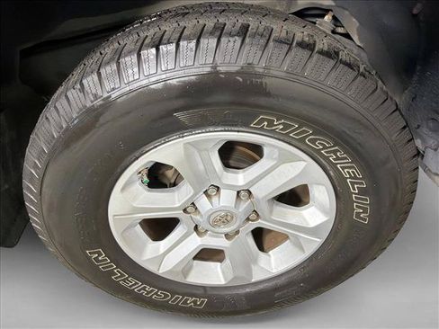 Used 2016 Toyota 4Runner SR5 RWD image 18