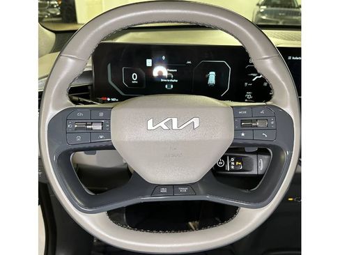 Used 2026 Kia EV9 Wind AWD/4WD image 26