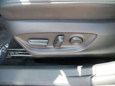 Certified 2023 Toyota Camry SE FWD image 15
