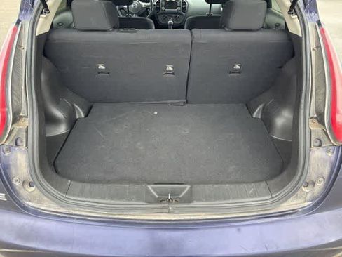 Used 2017 Nissan Juke S FWD image 24