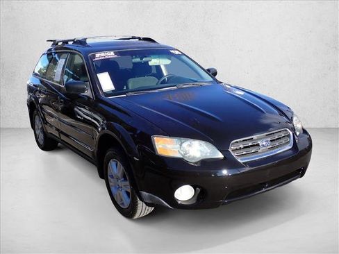 Used 2005 Subaru Outback 2.5i image 6