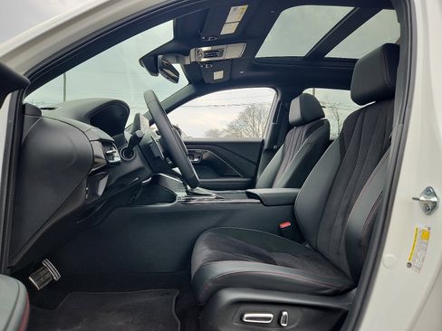 Used 2025 Acura ADX A-Spec image 13