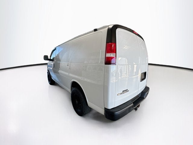 Used 2017 Chevrolet Express 2500 RWD image 6