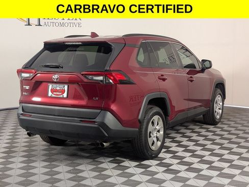 Used 2020 Toyota RAV4 LE FWD image 7