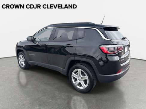 Used 2023 Jeep Compass Latitude image 6