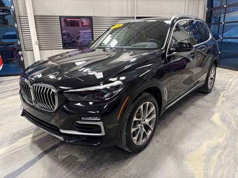 Used 2019 BMW X5 xDrive40i w/ Convenience Package AWD/4WD image 4
