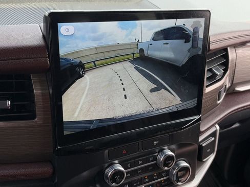 Used 2022 Ford Expedition Limited RWD image 22