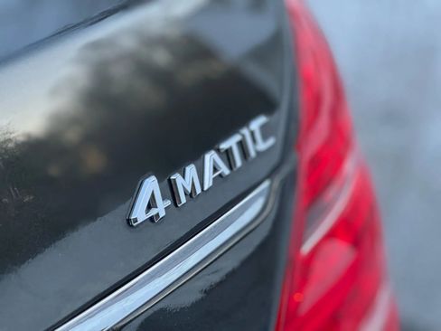 Used 2013 Mercedes-Benz S 550 S 550 4MATIC Sedan 4D image 9