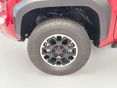 New 2026 Toyota Tacoma TRD Off-Road AWD/4WD image 24