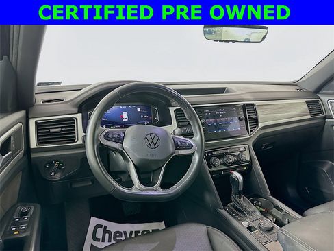 Used 2022 Volkswagen Atlas Cross Sport SE w/ Black Wheel Package image 21