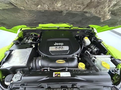 Used 2013 Jeep Wrangler Unlimited Sahara w/ Dual Top Group image 24