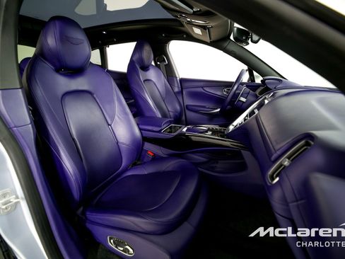 Used 2021 Aston Martin DBX image 28