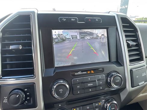 Used 2018 Ford F150 Lariat w/ Equipment Group 501A Mid image 13