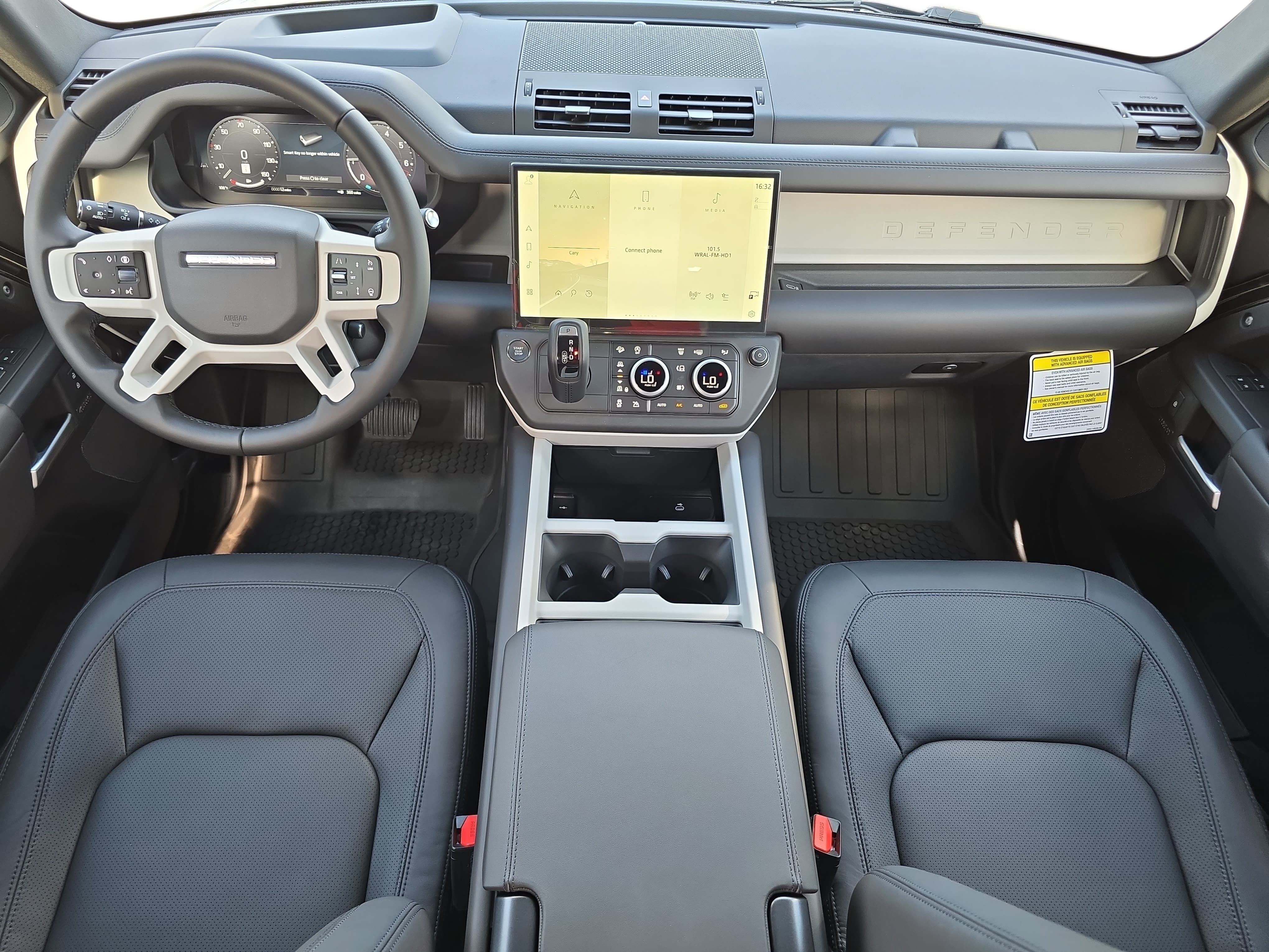 New 2026 Land Rover Defender 110 X-Dynamic SE AWD/4WD image 9