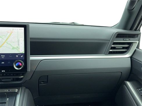 Used 2024 Lexus GX 550 image 21