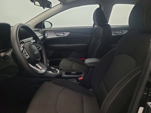 Used 2024 Kia Forte LXS FWD image 17