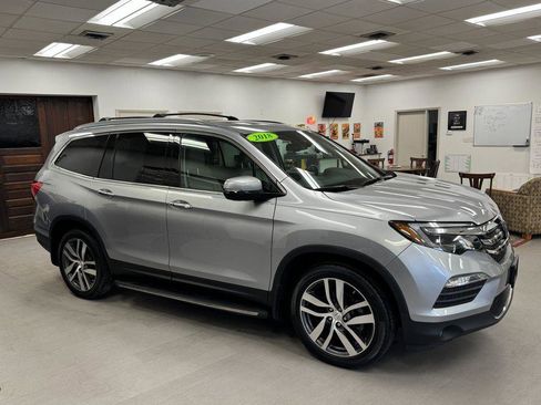 Used 2018 Honda Pilot Elite image 28