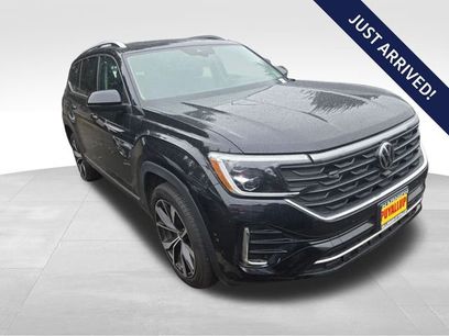 Used 2025 Volkswagen Atlas SEL Premium R-Line