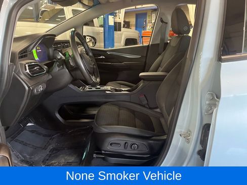 Used 2023 Chevrolet Bolt LT image 11