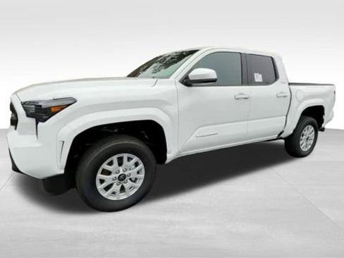New 2025 Toyota Tacoma SR5 image 9