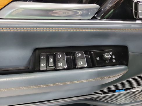 Used 2022 Jeep Grand Wagoneer Series II w/ Convenience Group III image 71