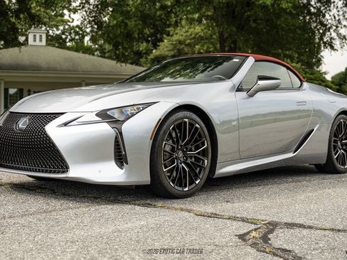 Used 2022 Lexus LC 500 Convert w/ Accessory Package RWD image 20