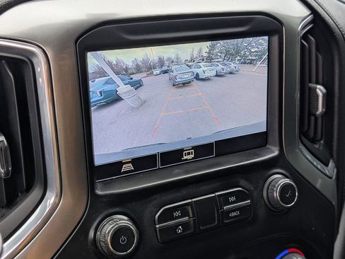 Used 2021 Chevrolet Silverado 1500 LT Trail Boss w/ Convenience Package II image 28