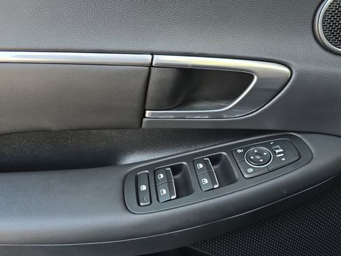 Used 2022 Hyundai Sonata SEL image 12