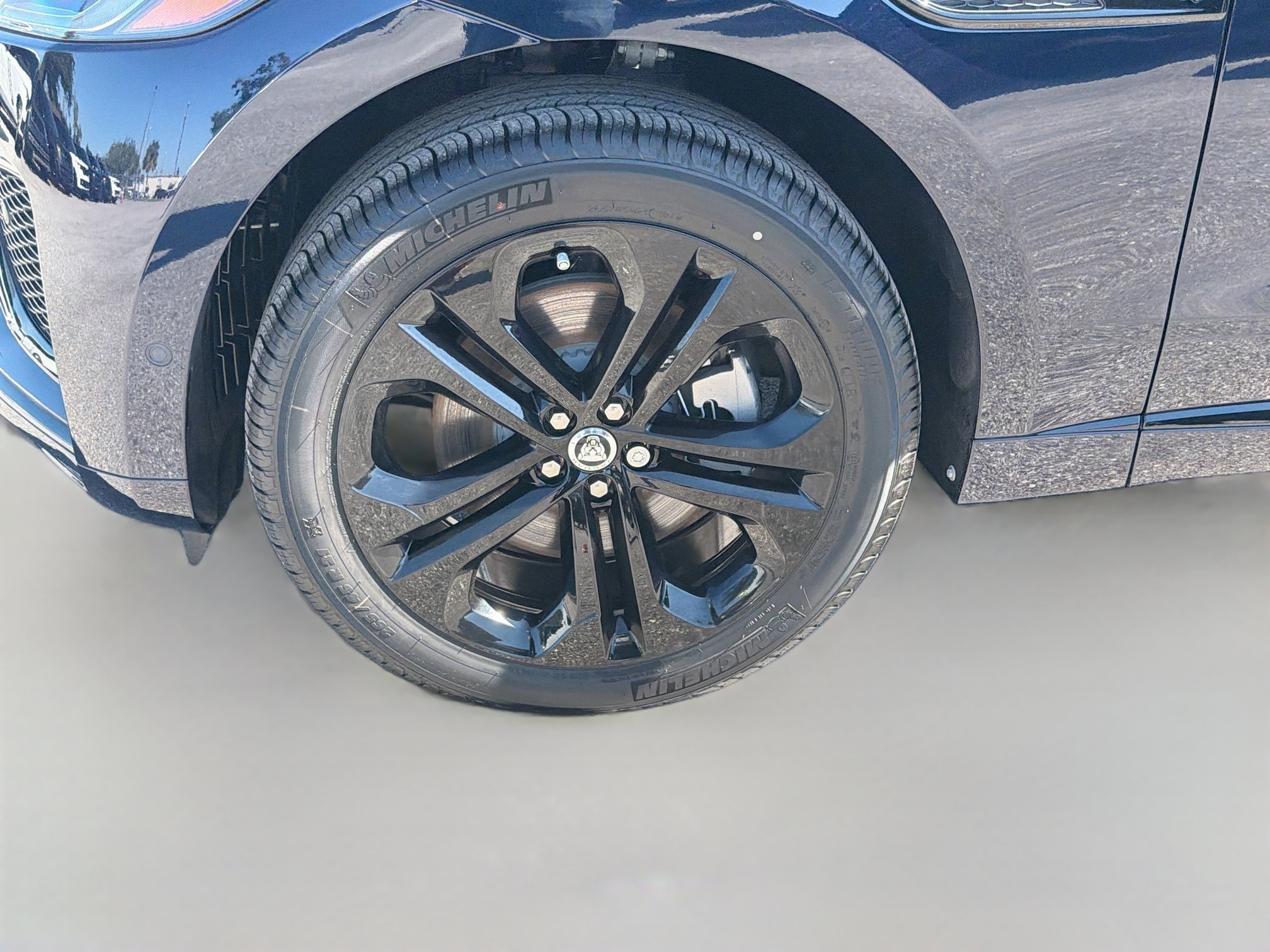New 2026 Jaguar F-PACE R-Dynamic S AWD/4WD image 41