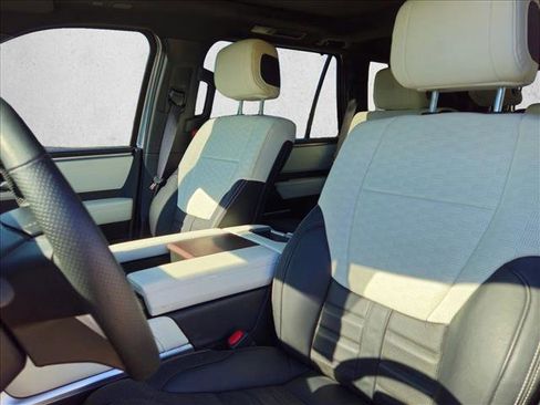 Used 2024 Toyota Sequoia Capstone image 14