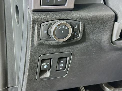 Used 2020 Ford Expedition Platinum image 10