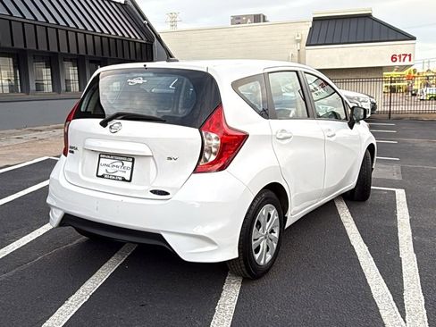 Used 2017 Nissan Versa Note SV image 3