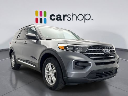 Used 2023 Ford Explorer XLT image 7