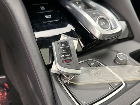 Used 2022 Acura MDX SH-AWD w/ Technology Package image 26