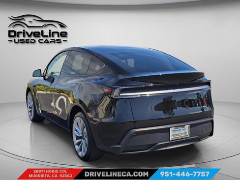 Used 2026 Tesla Model Y Long Range AWD/4WD image 8