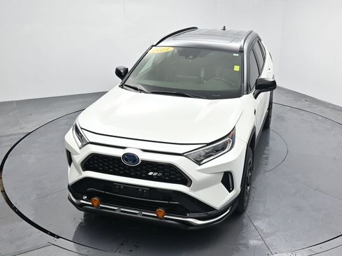Used 2021 Toyota RAV4 XSE image 61