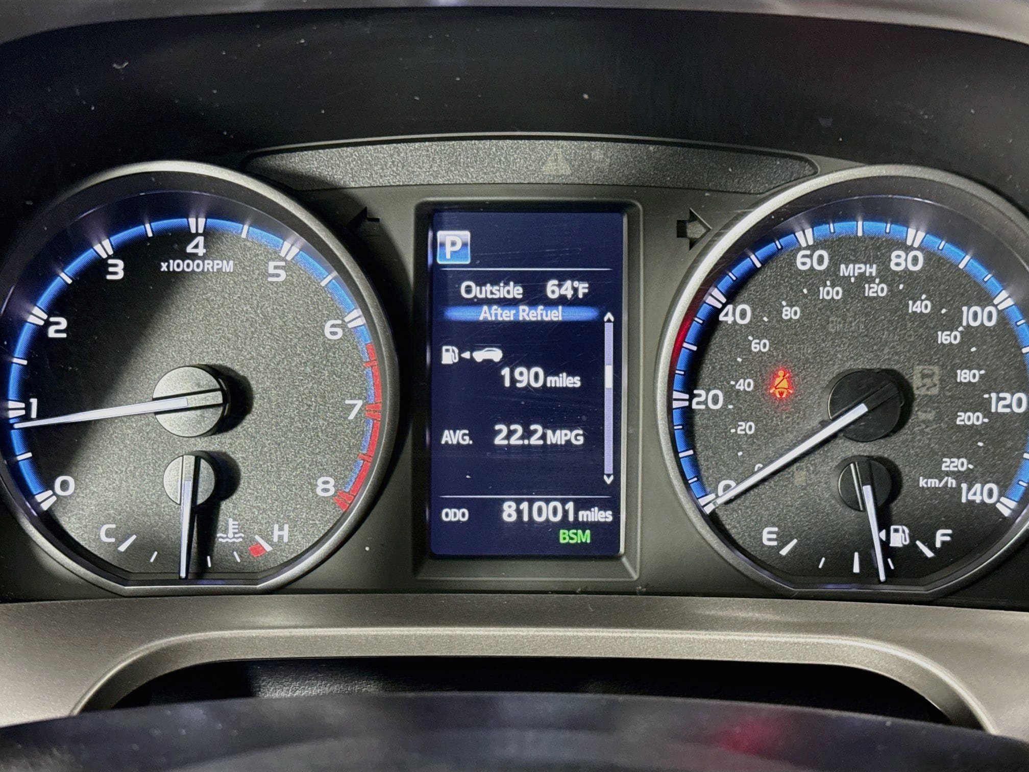 Used 2018 Toyota RAV4 XLE AWD/4WD image 40