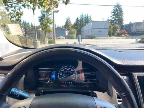 Used 2019 Ford Flex Limited image 7