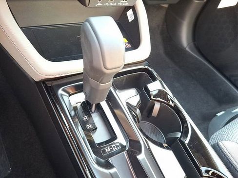 New 2026 Subaru Forester Premium AWD/4WD image 11