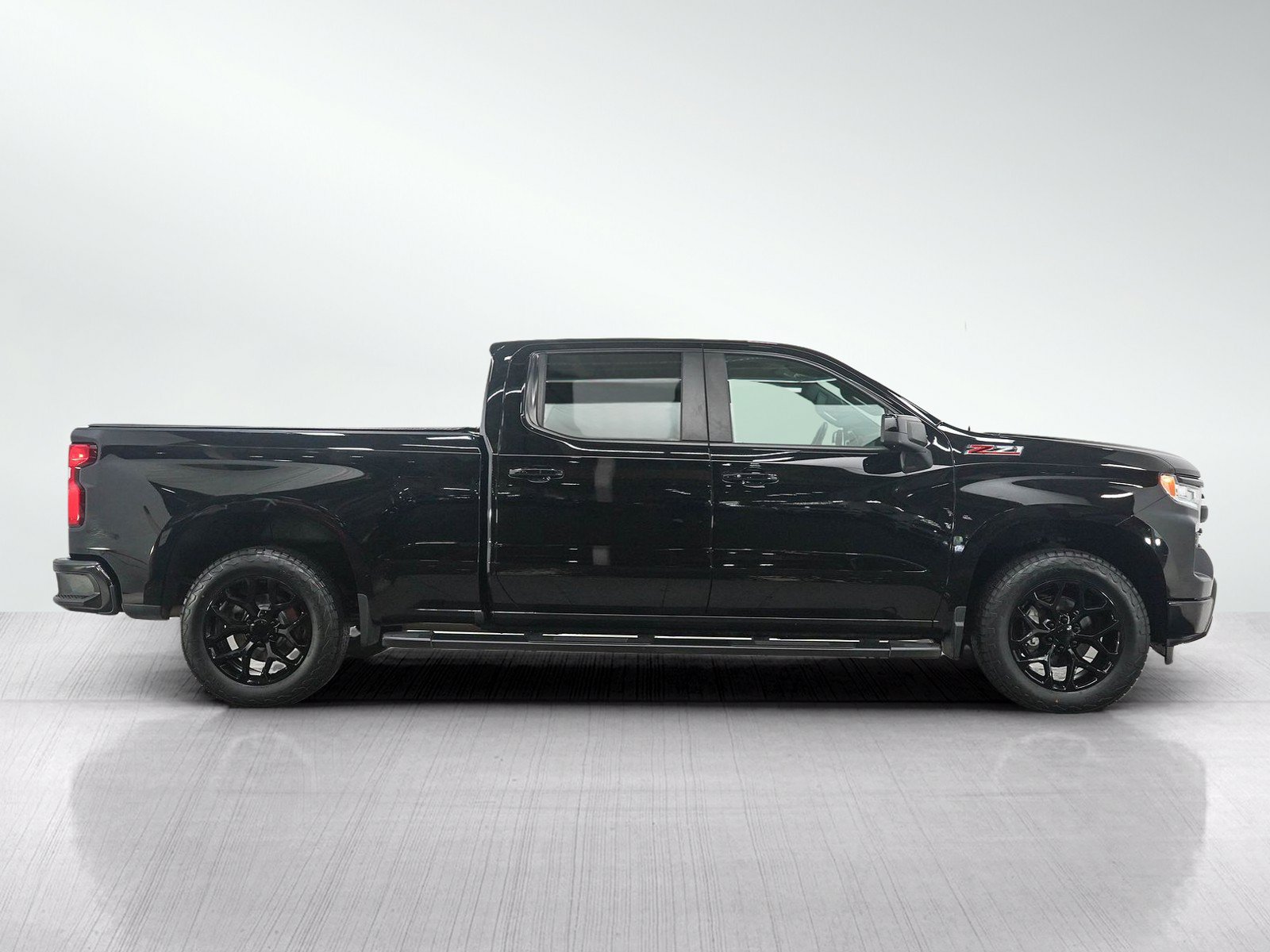 Used 2022 Chevrolet Silverado 1500 RST AWD/4WD image 6