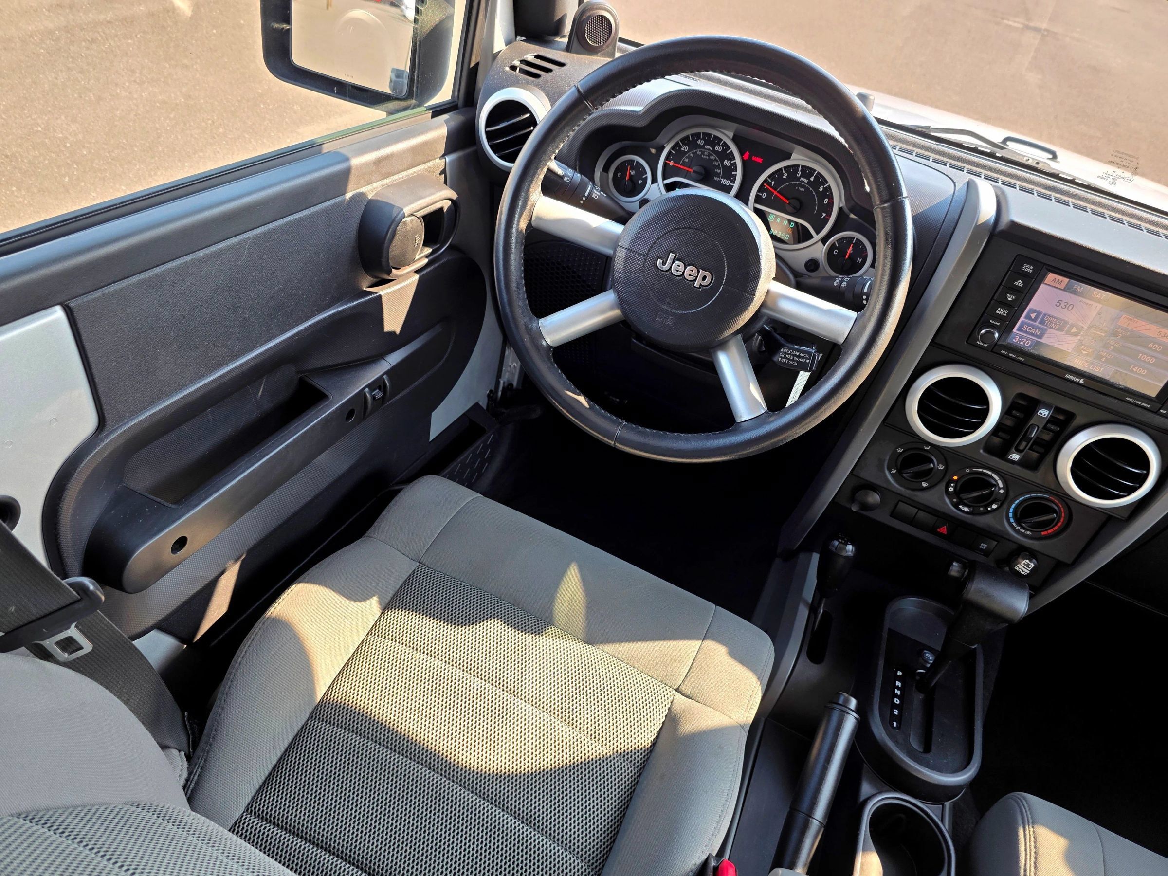 Used 2008 Jeep Wrangler Unlimited Sahara AWD/4WD image 23
