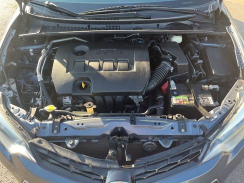 Used 2015 Toyota Corolla S image 9