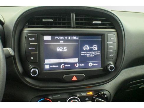 Used 2025 Kia Soul LX image 39