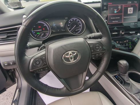 Used 2023 Toyota Camry XSE w/ Cold Weather Package FWD image 15