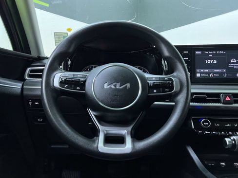 Used 2022 Kia K5 LXS FWD image 20