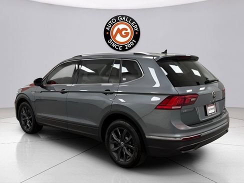Used 2022 Volkswagen Tiguan SE image 5