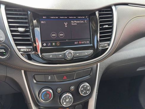 Used 2021 Chevrolet Trax LT w/ Driver Confidence Package FWD image 14