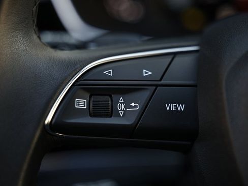 Certified 2025 Audi Q3 2.0T Premium w/ Convenience Package image 33