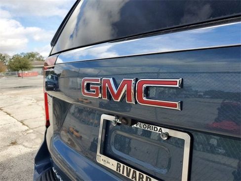 New 2026 GMC Yukon XL Elevation image 7
