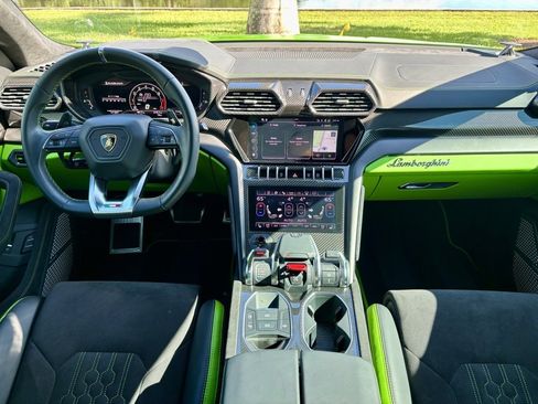 Used 2024 Lamborghini Urus S image 30